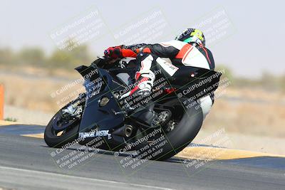 media/Mar-28-2022-Superbike Trackdays (Mon) [[b8603d0f67]]/Open Track Time/Turn 16/